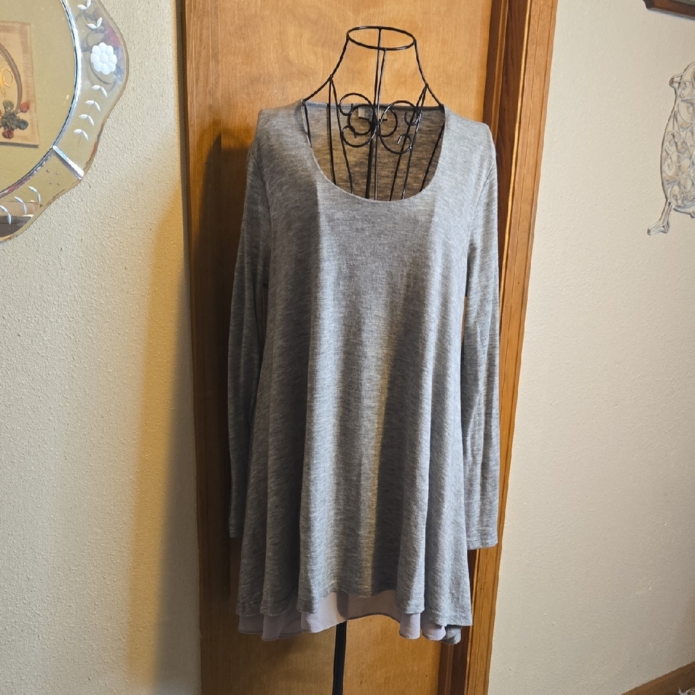 Umgee Heather Olive Gray Long Sleeve Scoop Neck Tunic